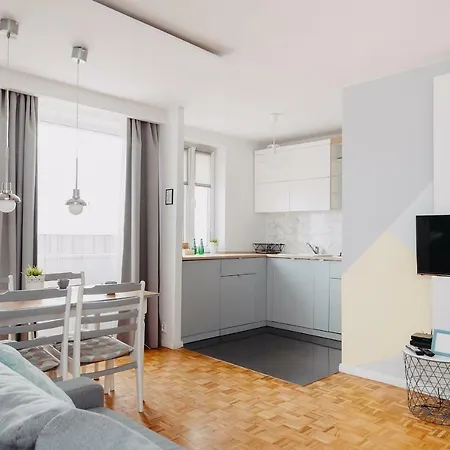 Shortstaypoland Aleje Jerozolimskie 华沙