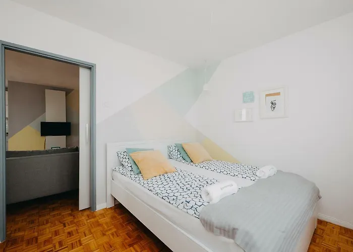 Shortstaypoland Aleje Jerozolimskie Apartment *